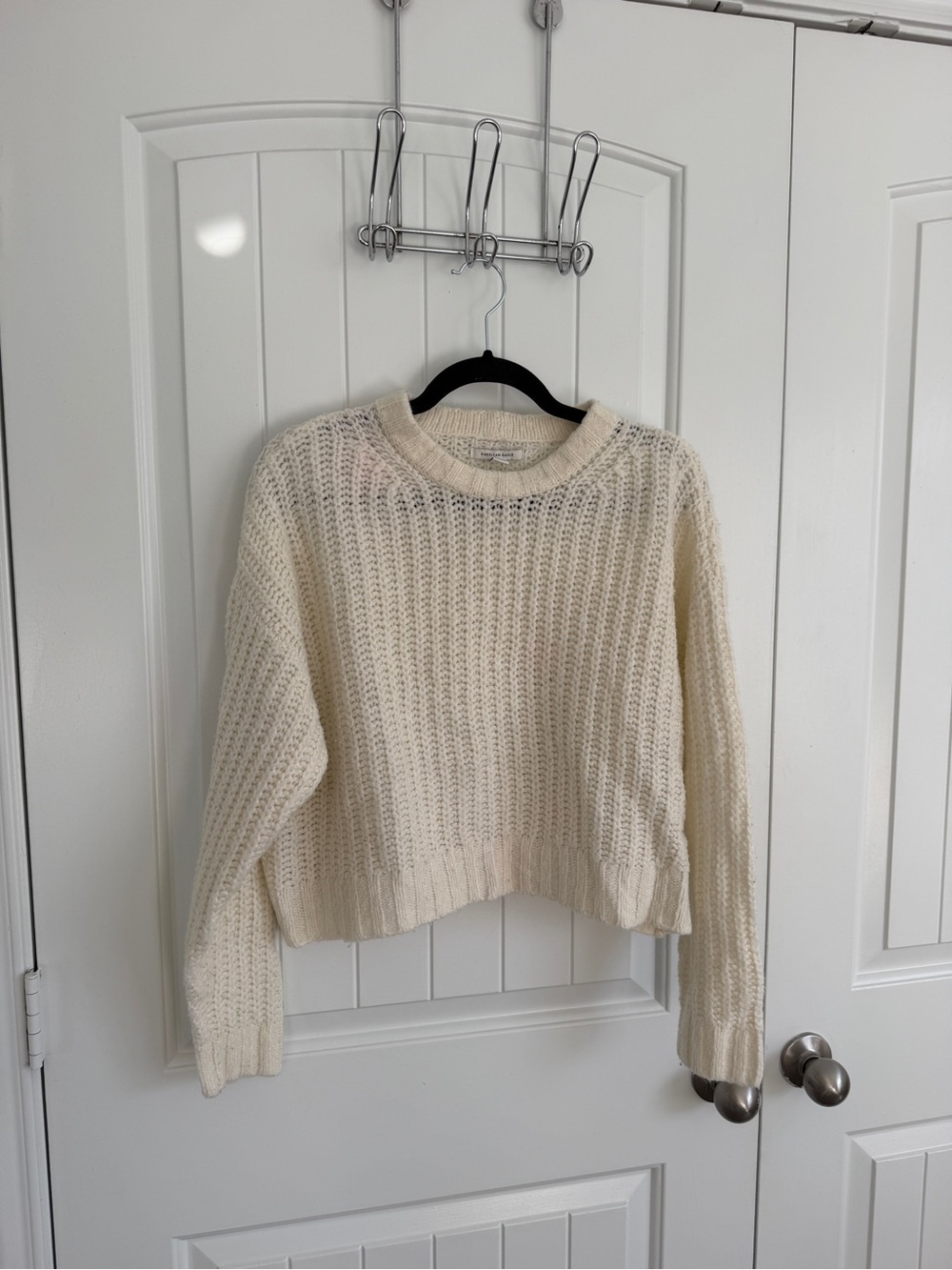 AMERICAN EAGLE Cream Crewneck Knit Sweater - Women